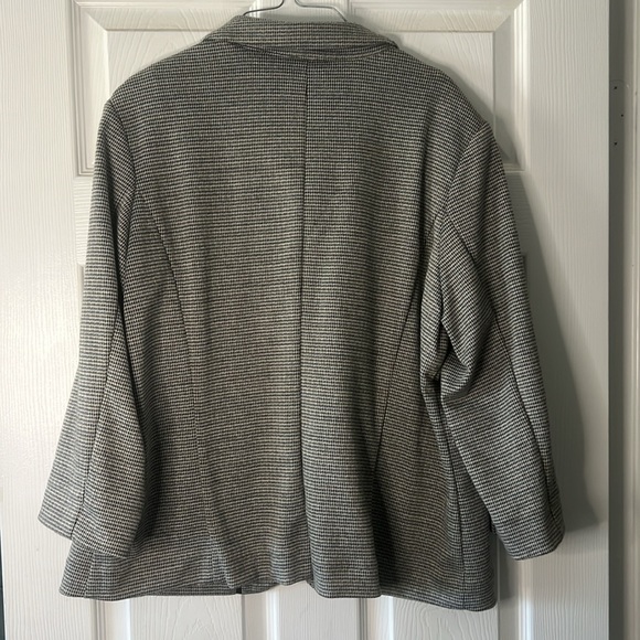 Lauren Conrad Single Button Blazer - Picture 4 of 4